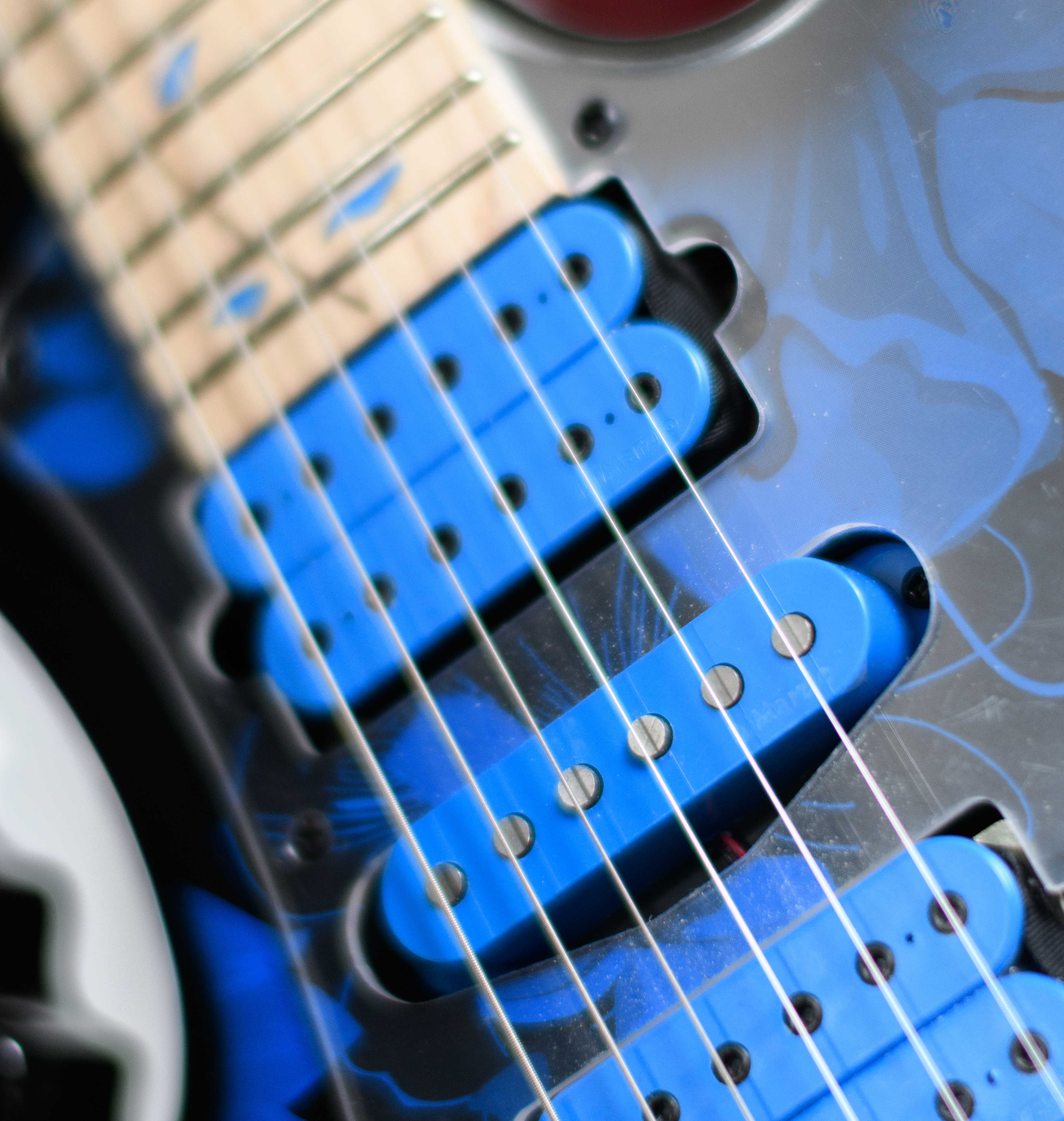 Gitarrenschüler beim Unterricht
